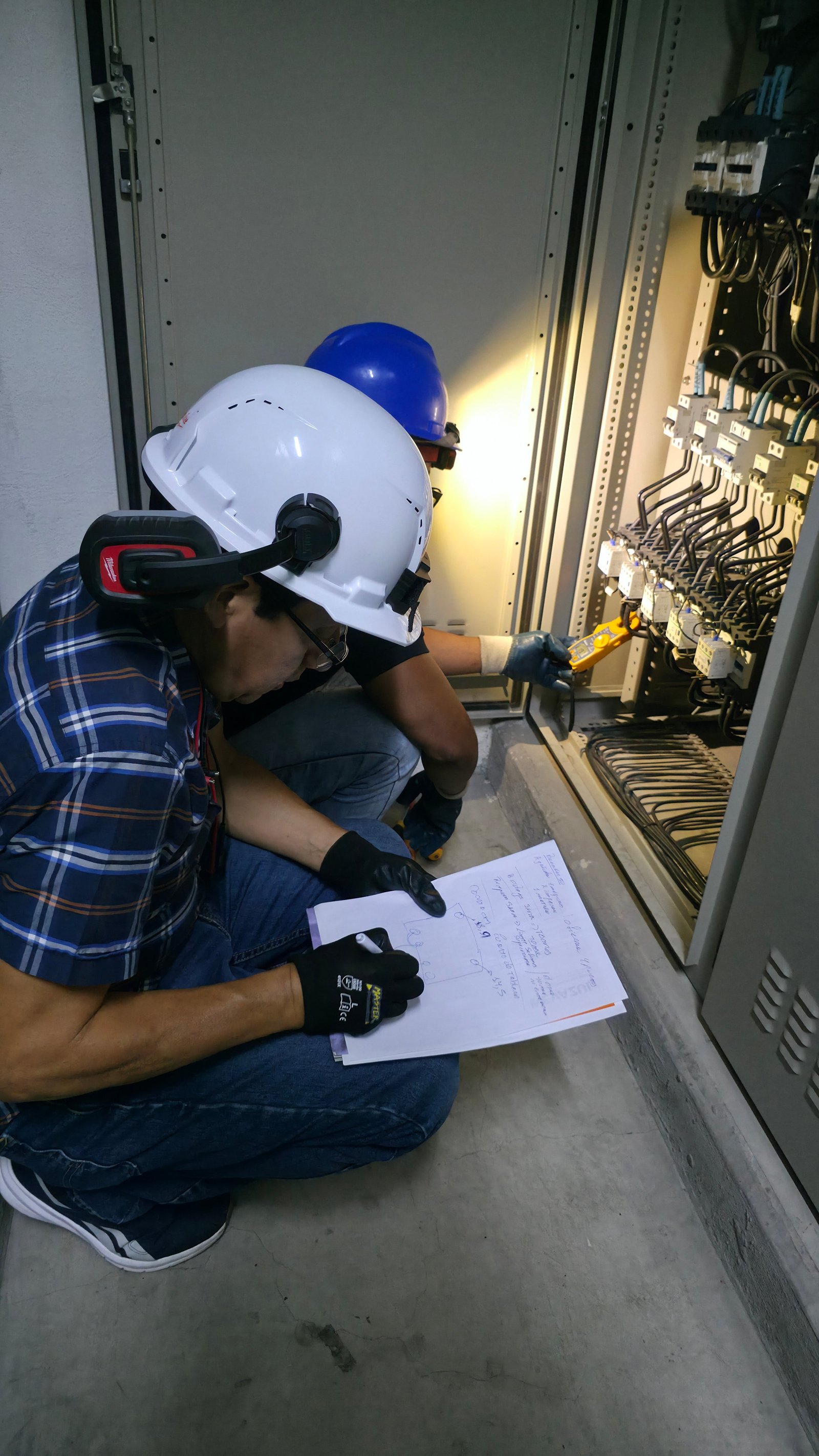 Mantenimiento y revisión de tableros eléctricos - Nevazul